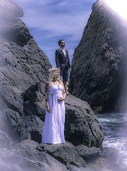 Hochzeitsfotos und Trauung in einer geschützen kleinen Felsenbucht, San Francisco